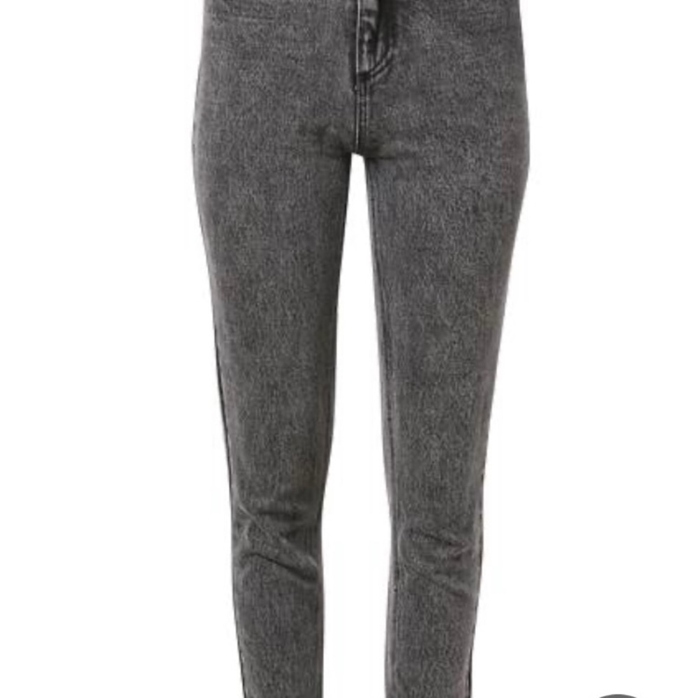 Leopard-Cuffed Jeans - Picture 3 of 5